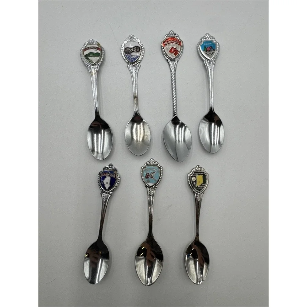 Set Of 7 Vintage USA State Themed Small Souvenir Spoons Some Maybe Silver Plated